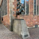 Bremen-Bremer-Stadtmusikanten-225x300-2.jpg