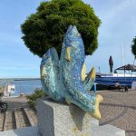 Brunnen-im-Hafen-Barth-768x1024-1.jpg