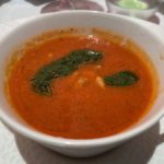 Hanseatic-Abendessen-3-Tomatensuppe-mit-Basilikum-Pesto-300x225-2.jpg