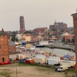 wismar-ein-letzter-Blick-auf-die-Stadt-1-225x300-2.jpg